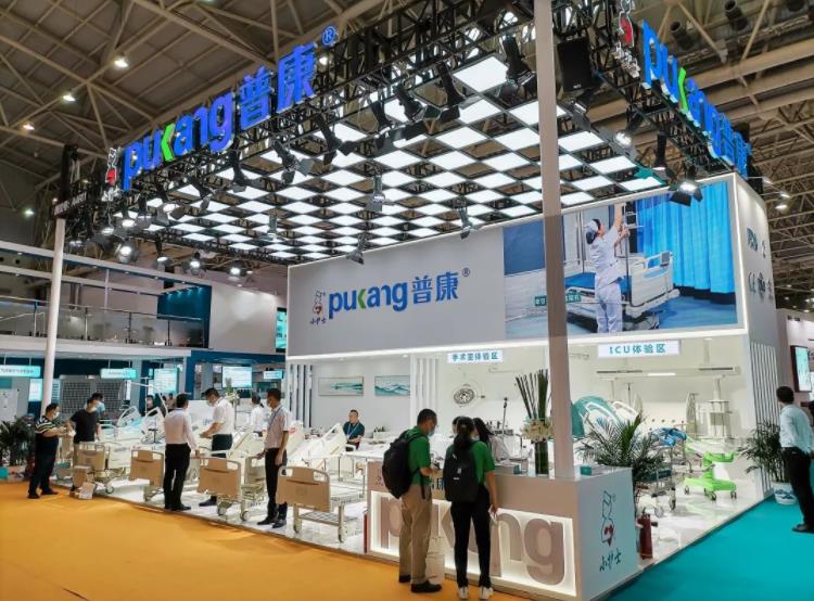 顺发娱乐医疗,小护士医疗设备,全国医院建设大会